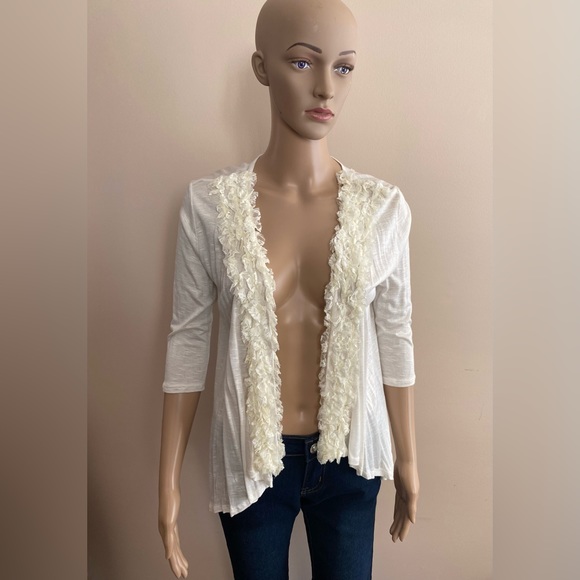 Queen Esther - Picture 1 of 3